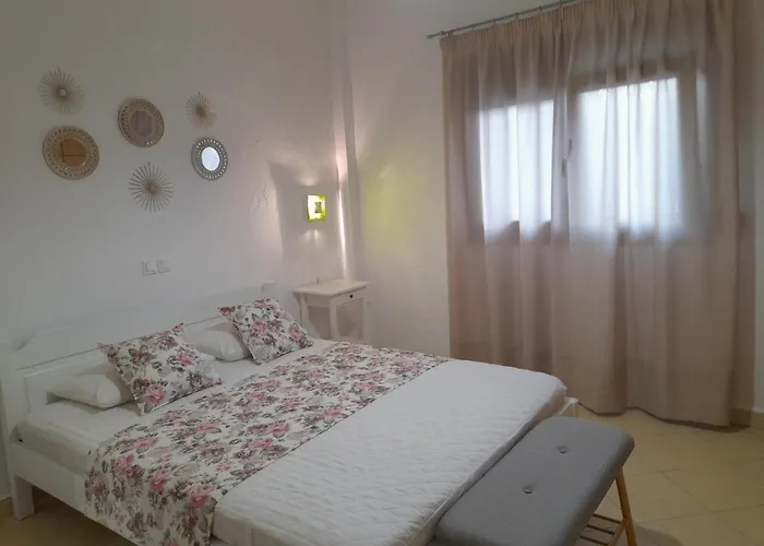 Afroditis House