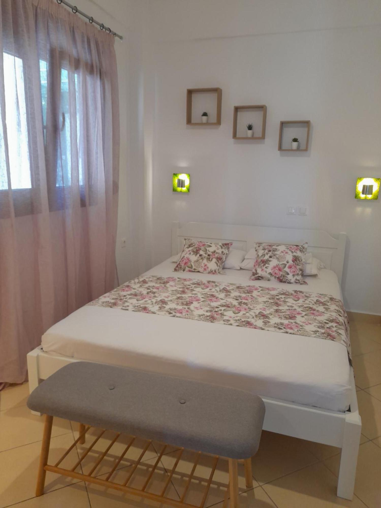 Apartment Afroditis House